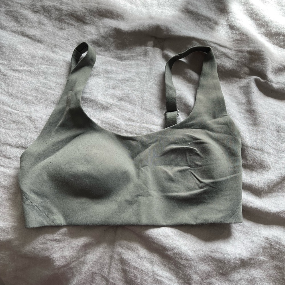 Lululemon In Alignment Straight Strap Bra A/B